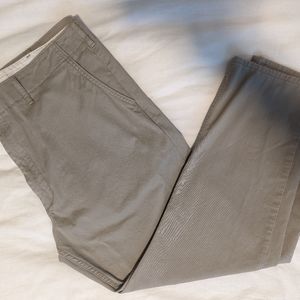 Levi's Standard Taper Chino Pant